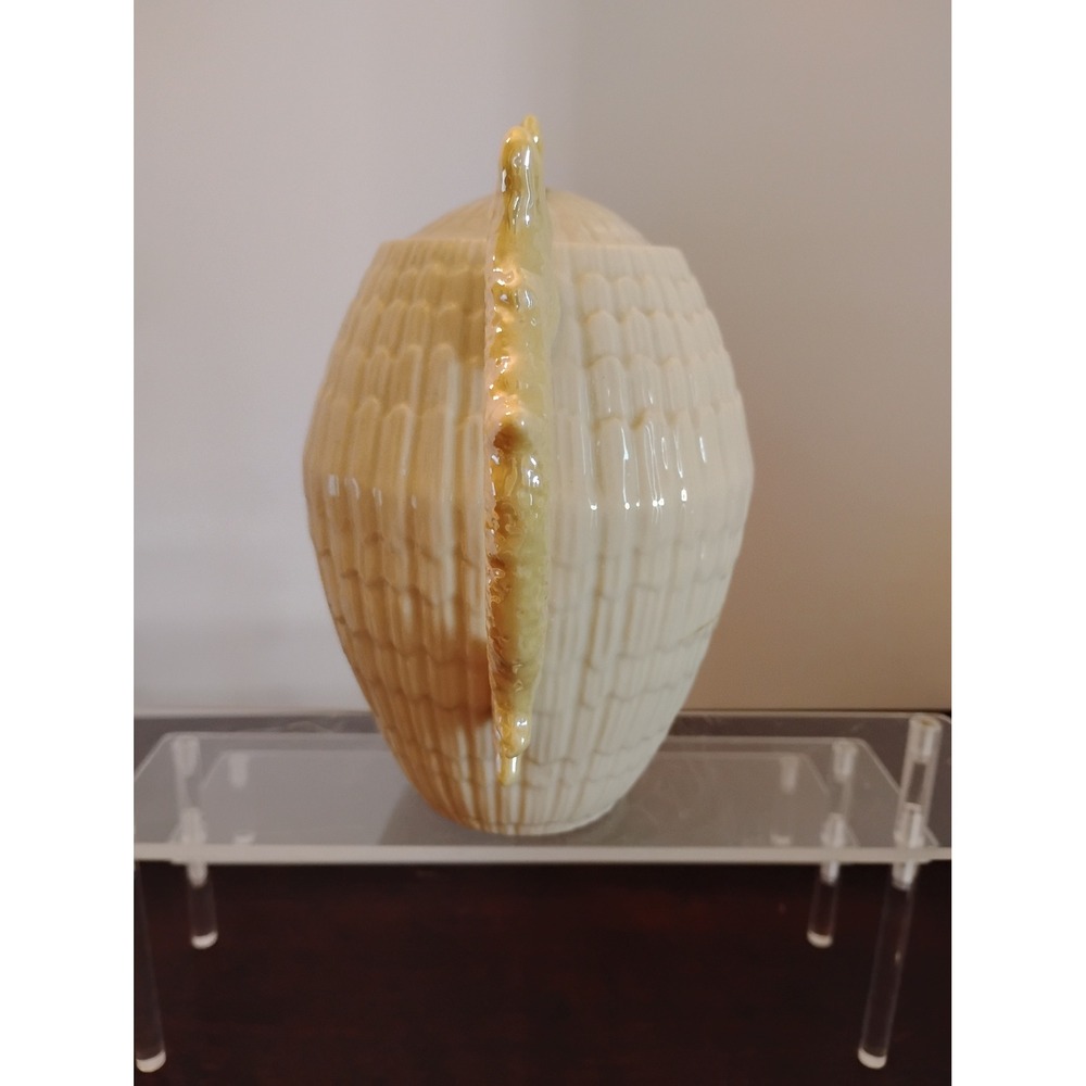 Belleek Ireland Neptune Teapot Shell Pattern Yellow Coral Handle 6th Green Mark - Picture 4 of 8